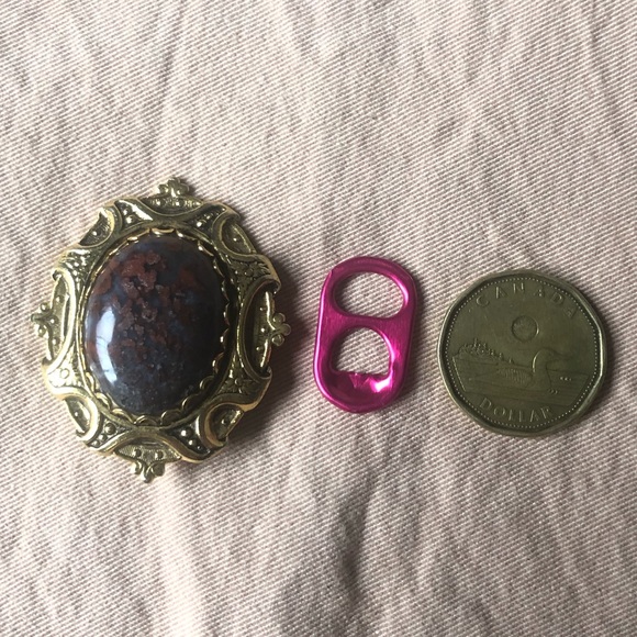 Vintage Mystical Pendant Brooch - Picture 6 of 7